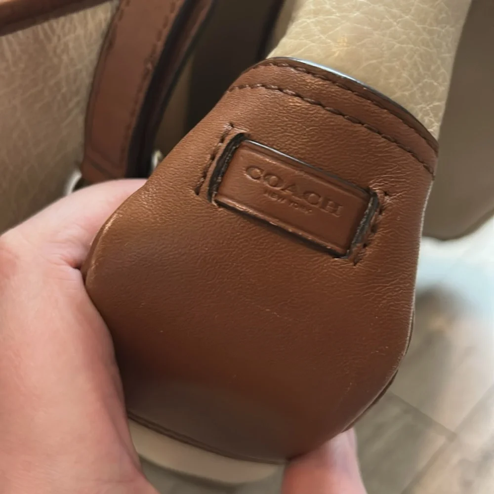 Coach Factory Hadley Crossbody Bag 2014